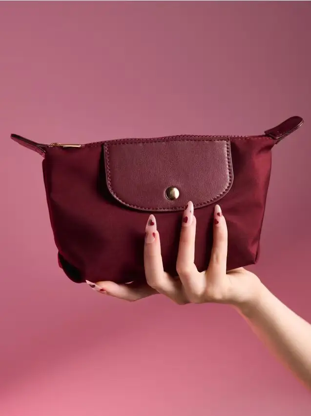 Beauty case con patta in similpelle - maroon