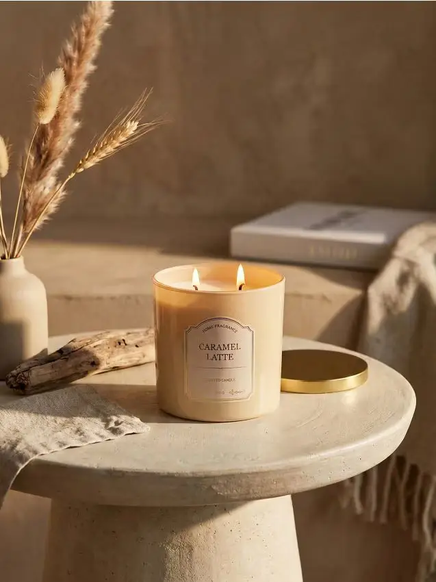 Candela profumata Carmel Latte - nude