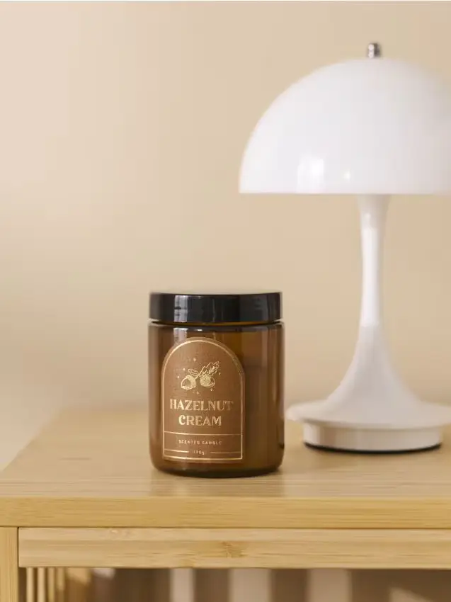 Candela profumata Hazelunt Cream - marrone dorato