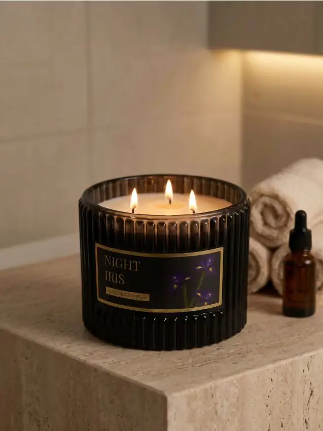 Sinsay Candela profumata Night Iris - nero