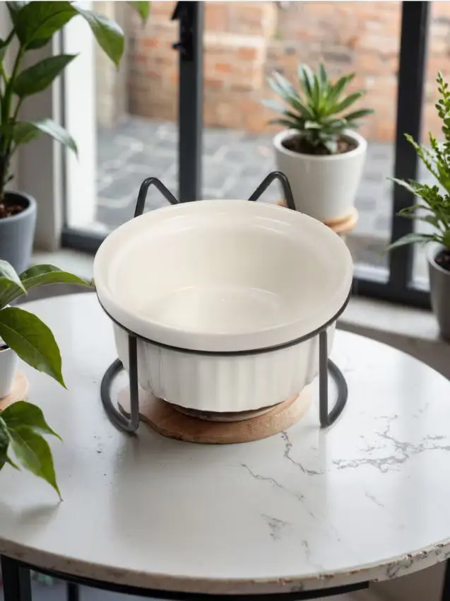 Ciotola per animali con supporto in metallo - bianco