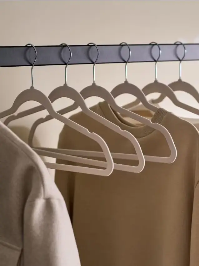 Sinsay Confezione da 10 grucce - panna