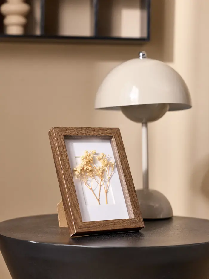 Cornice decorativa con fiori artificiali - beige