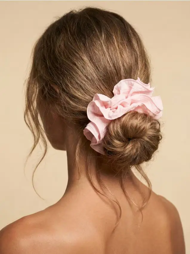 Sinsay Elastico per capelli scrunchie - rosa pastello
