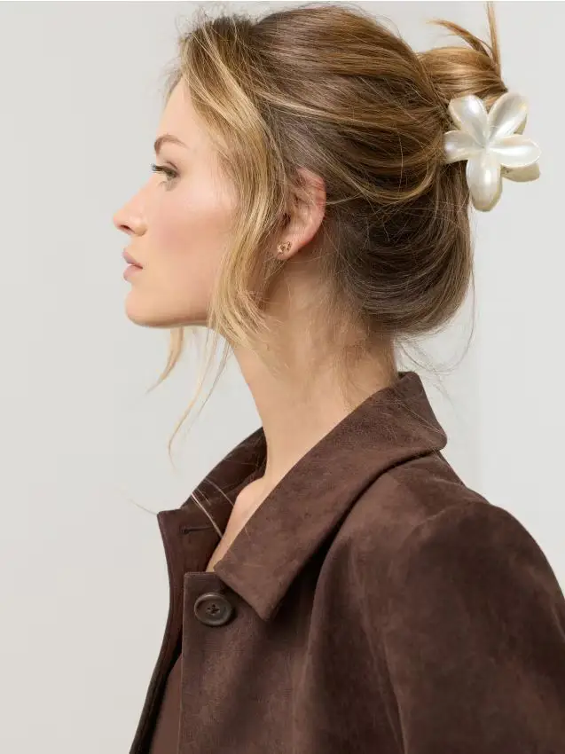 Sinsay Fermaglio per capelli a forma di fiore - bianco