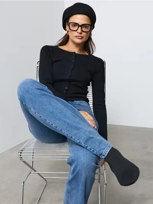 Jeans a zampa con vita media - blu scuro