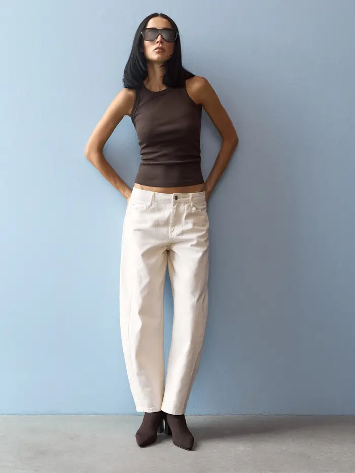 Jeans balloon a vita alta con cuciture decorative - panna