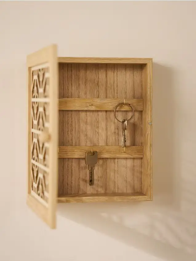 Mobiletto portachiavi con ante traforate - beige