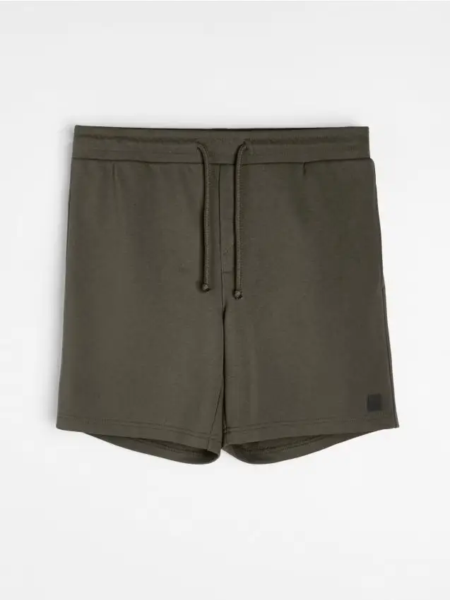 Sinsay Pantaloncini sportivi con cordino - khaki