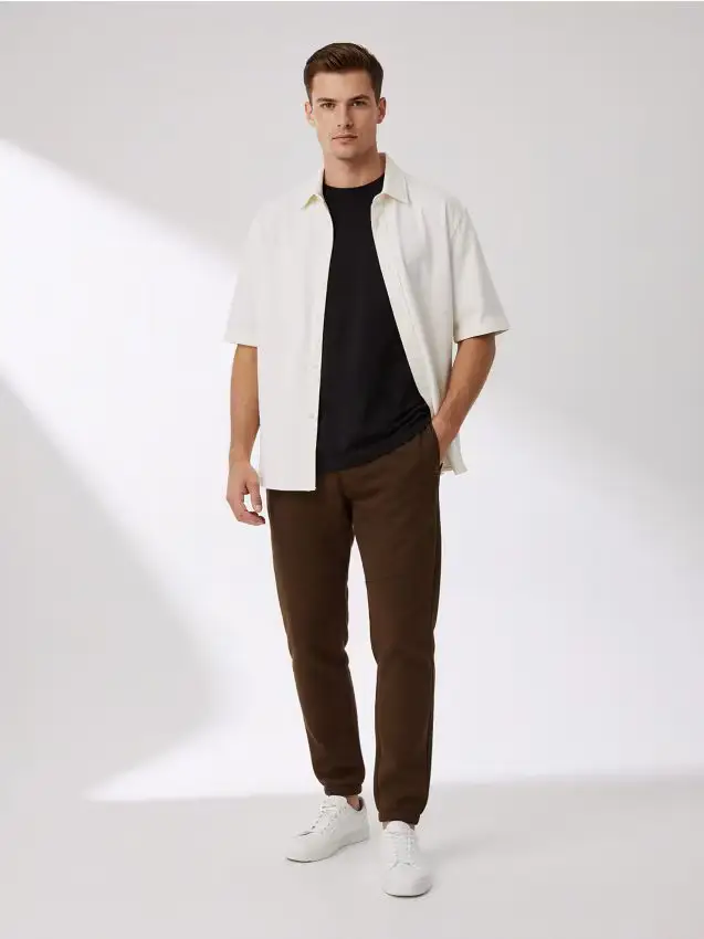 Sinsay Pantaloni regular fit - caffè Caffè