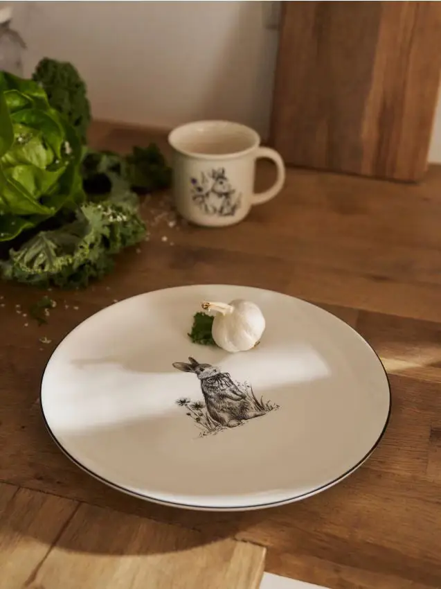 Sinsay Piatti in ceramica pasquali con motivo coniglio 2-pack - nero