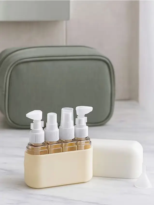 Sinsay Set di flaconi da viaggio - nude