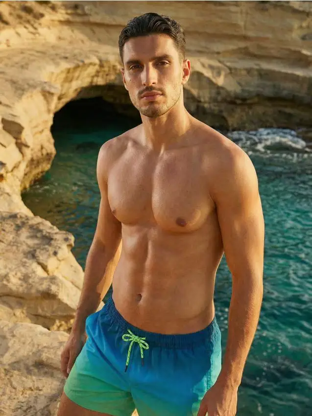 Sinsay Shorts da spiaggia con effetto ombré - verde-giallo