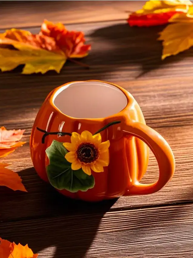 Sinsay Tazza con motivo autunnale - corallo