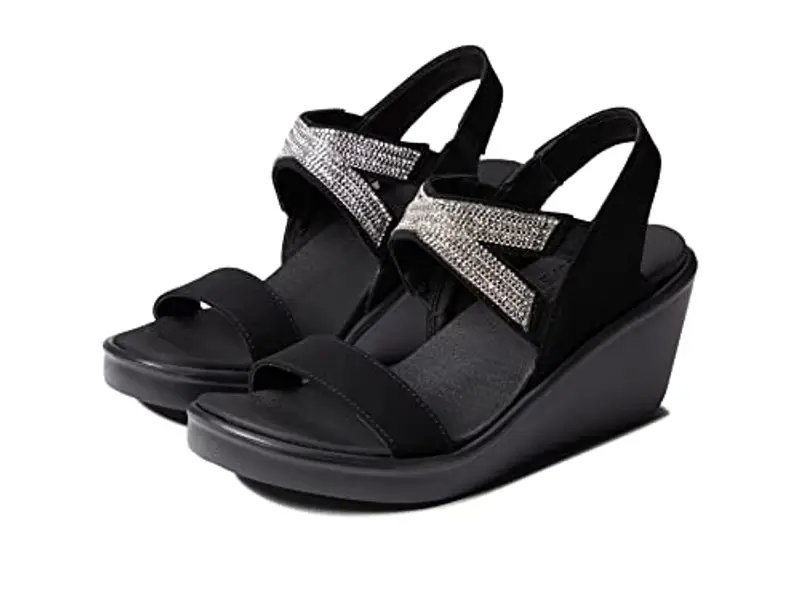 Skechers Sandali con cinturino Donna Nero 1210432