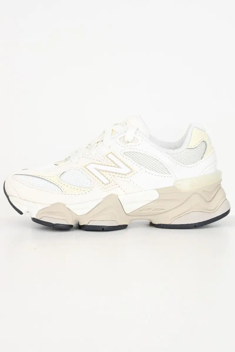 New Balance Sneakers 9060 avorio per bambino e bambina