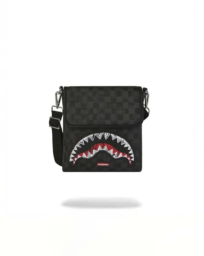 Sprayground Borsa a tracolla Scribble Shark in similpelle con motivo a scacchi neri e grigi e fauci di squalo