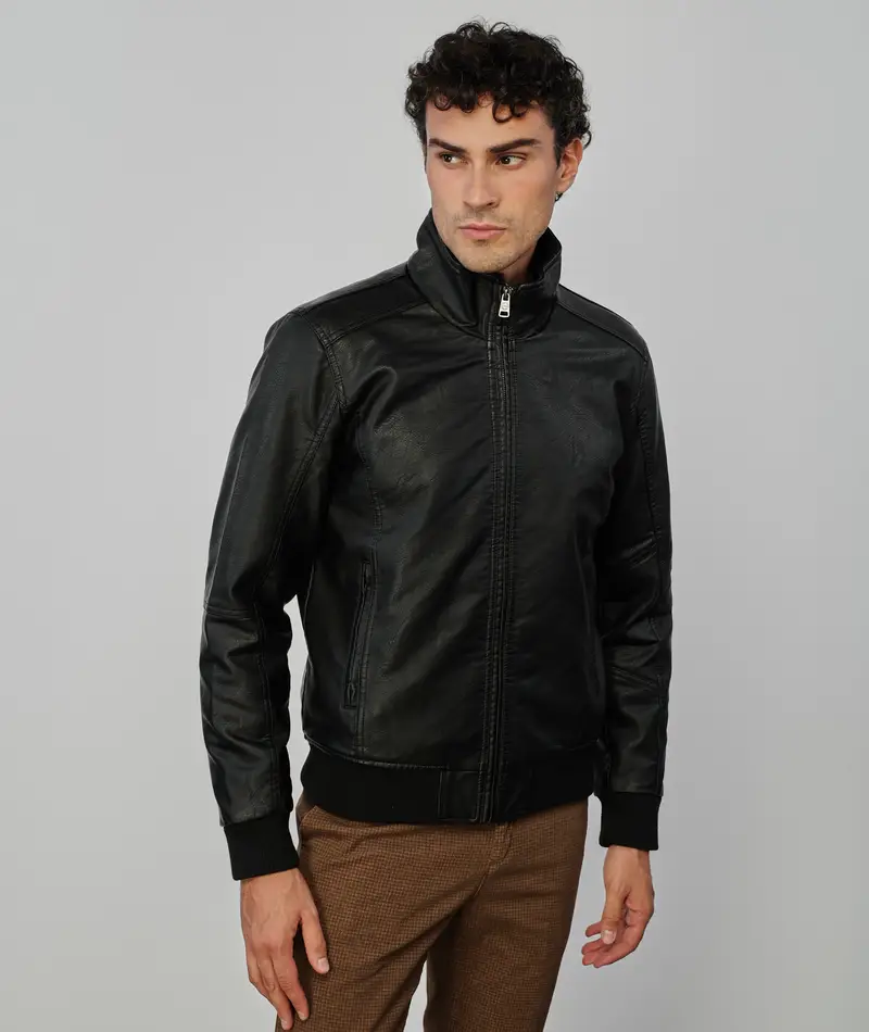 STATHAM Giacca nera in ecopelle con zip