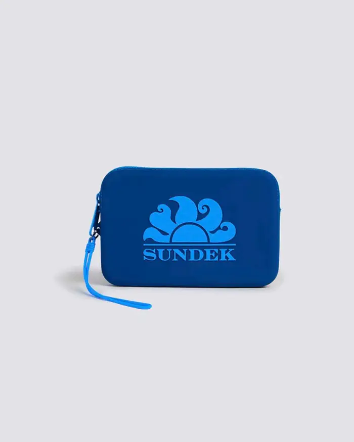 Mini pochette Sundek blu in gomma con zip e logo a contrato di colore