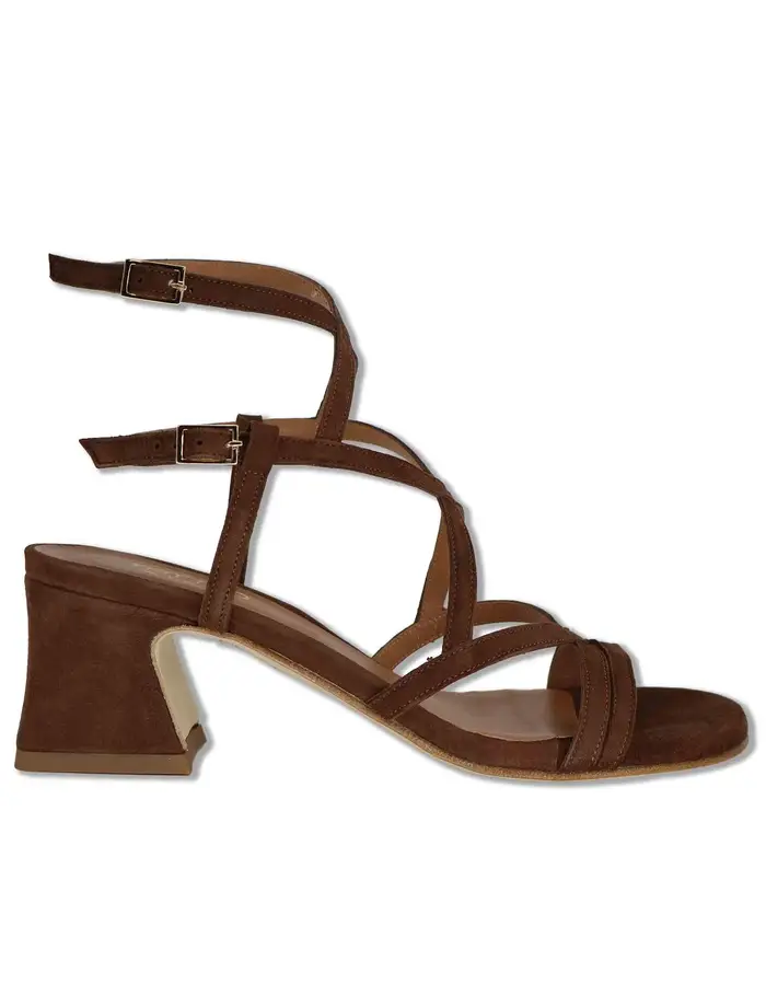 Sandali in camoscio marrone con cinturini Donna 119 014