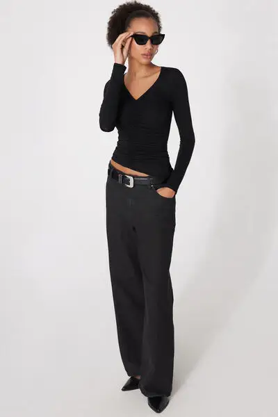 Tezenis Maglia Manica Lunga Scollo V con Arriccio Donna Nero