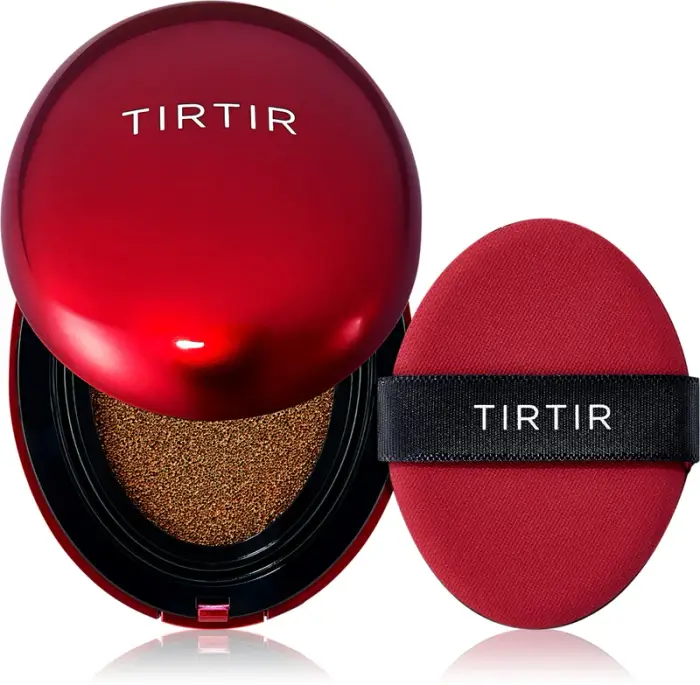 Tirtir Mask Fit Red fondotinta cushion lunga tenuta ad alta protezione UV colore 45W Chestnut 18 g