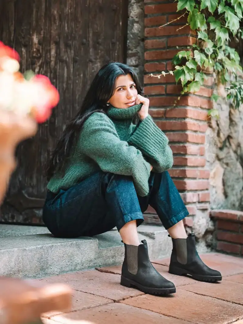 TONI PONS Stivaletti da donna in pelle con elastici laterali NERO