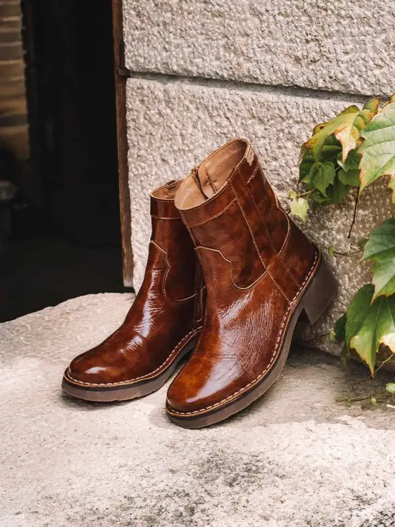 TONI PONS Stivaletti da donna in vernice con cerniera laterale CUOIO