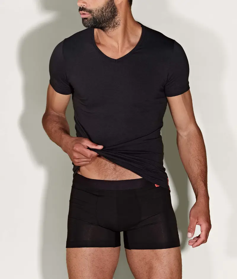 Undiemeister® Maglietta Nera Slim Fit Con Scollo a V Volcano Ash