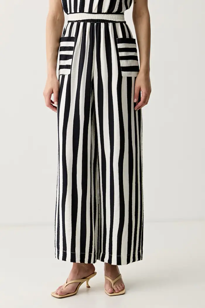 pantaloni straight da donna con viscosa Nero