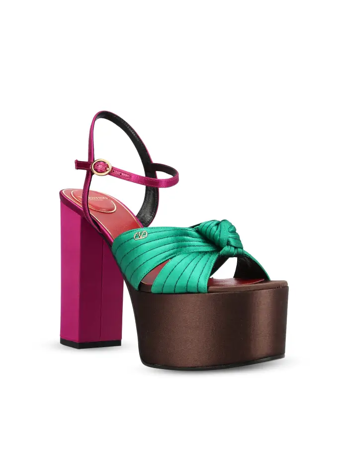 Sandali realizzati in pelle ROSA