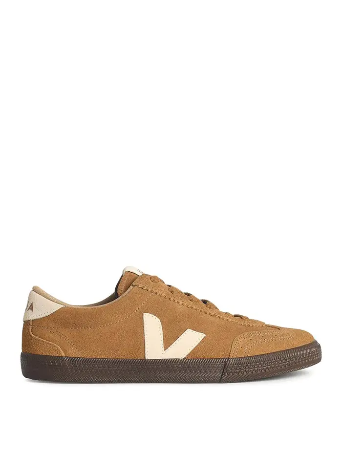 Veja Sneakers Volley in camoscio beige