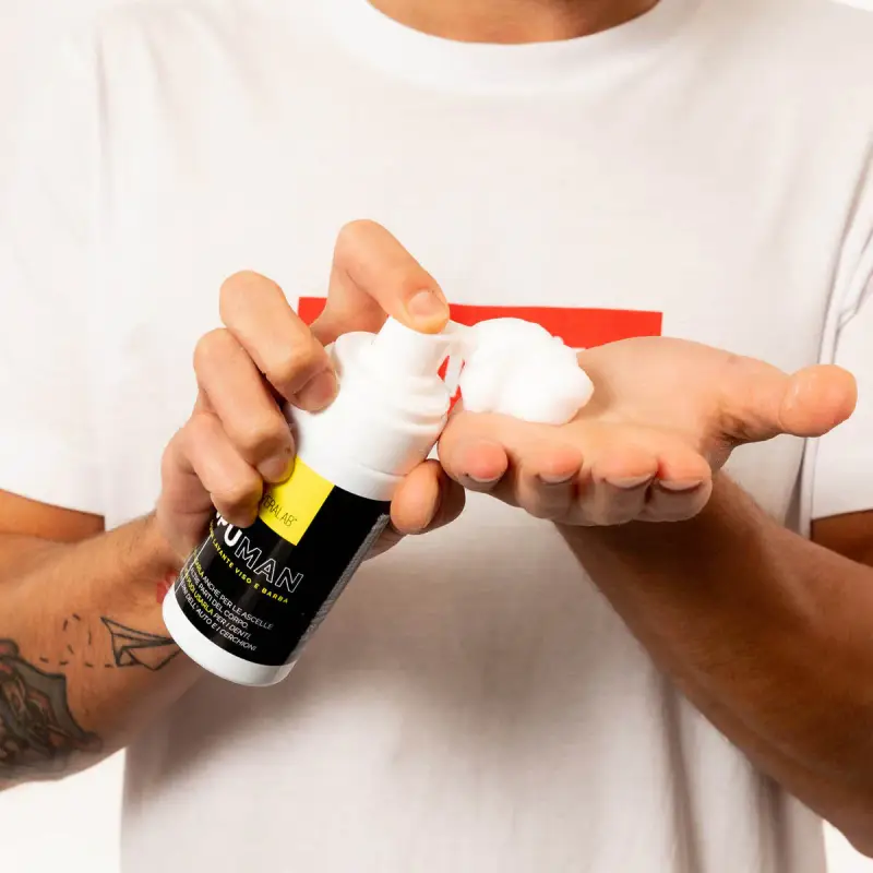 Veralab Detergenti Viso Spuman 100ml Uomo - Mousse detergente viso