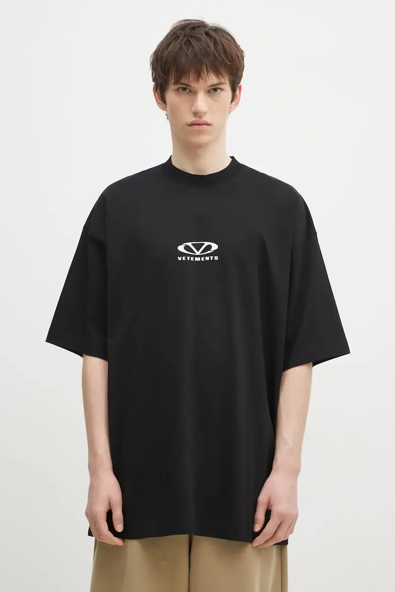 Vetements t-shirt in cotone Oval Logo Oversized colore nero UA66TR605BW