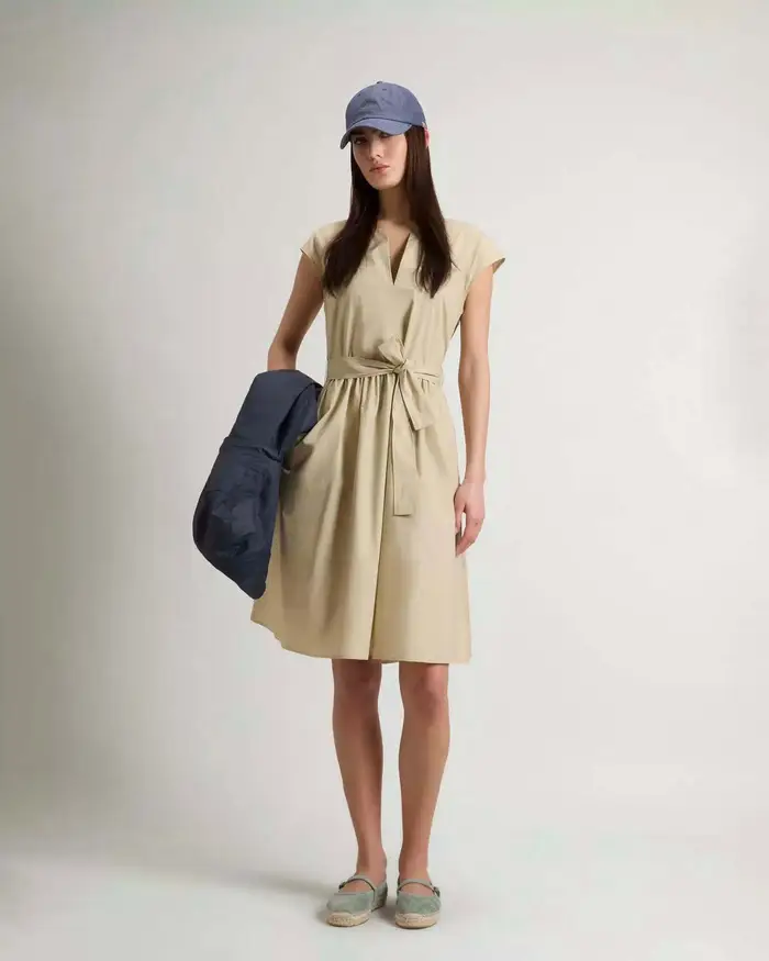 Abito midi Woolrich beige in popeline di cotone con cintura