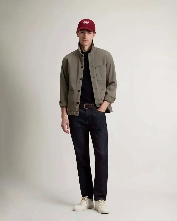 Woolrich Giacca camicia color fango in twill di cotone stretch tinta in capo