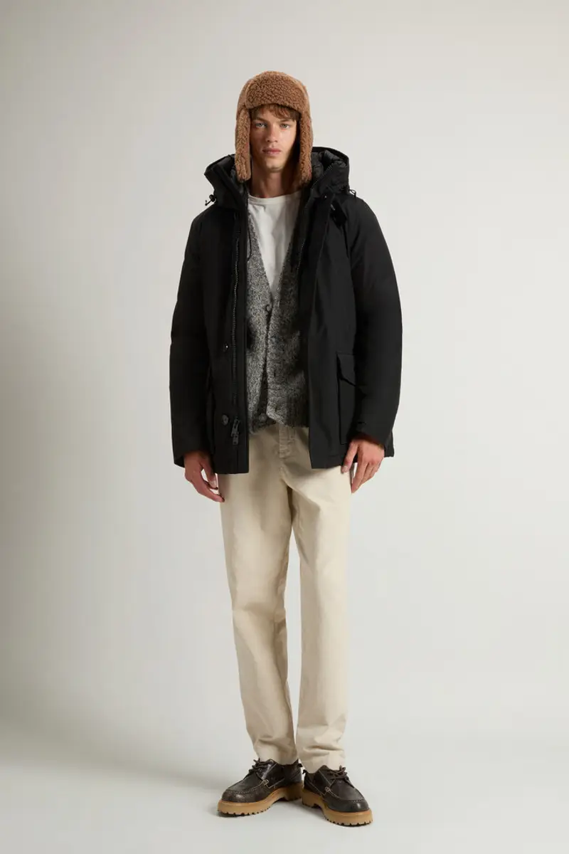Woolrich Uomo Arctic Anorak in Ramar Cloth Nero Black