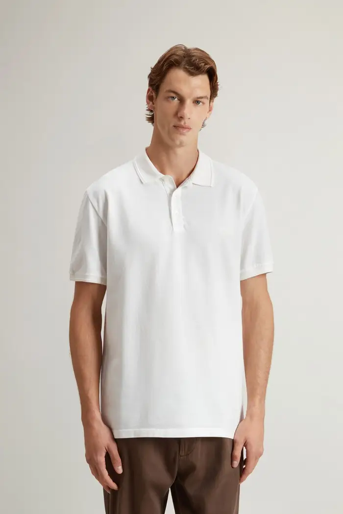 Woolrich uomo Polo Mackinack in piqué di cotone elasticizzato tinta in capo Bianco Faded Arctic White