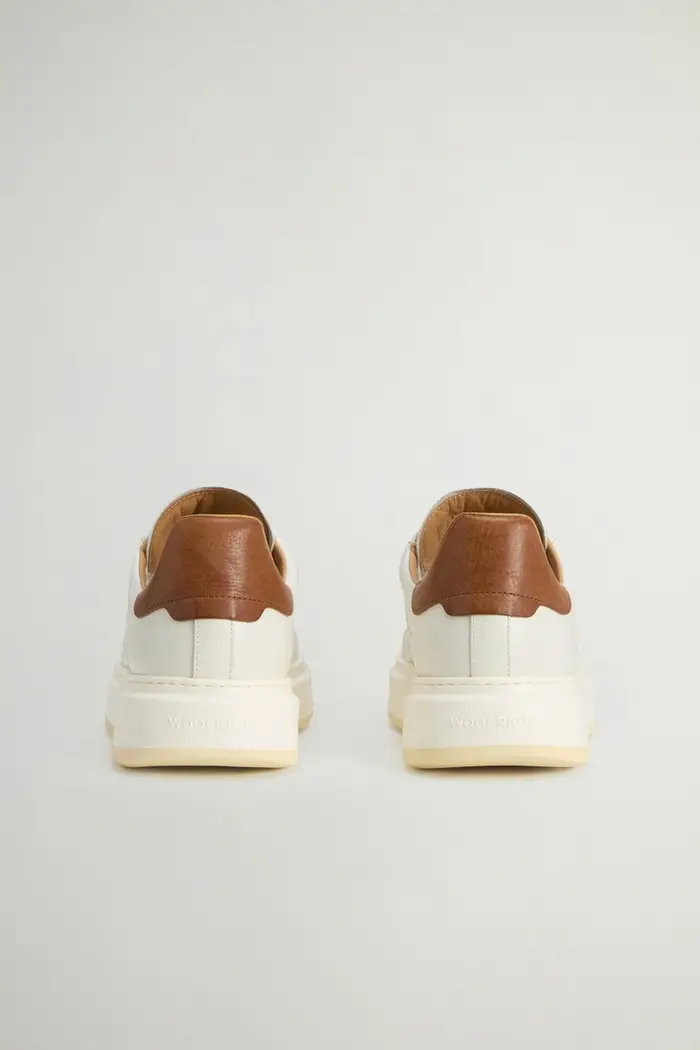 uomo Sneakers Arrow in pelle di vitello Bianco Off White Cognac