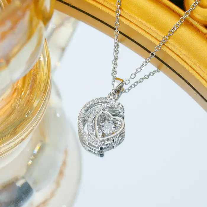 Collana con ciondolo a forma di cuore, luna e spirito, con micro-intarsi, accessori per clavicola da donna