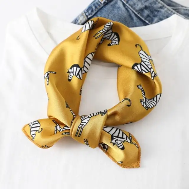 XBHAPPAREL Nuova Sciarpa di Seta Quadrata Moda Donna Dot Plaid Stampa Fazzoletto da collo Sciarpe da lavoro da donna Piccolo Foulard