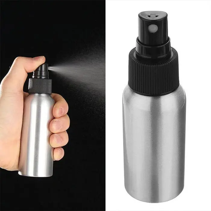 Nuove 1 Pezzo Bottiglie Ricaricabili di Alta Qualità Spruzzino per Parrucchiere Bottiglia Spray Acqua in Alluminio Anche per Trucco 100 ml